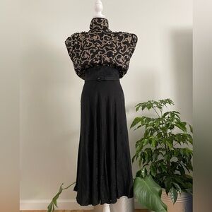 Vintage 80s Maggy London by Jeannene Booher Exaggerated Shoulders Dress